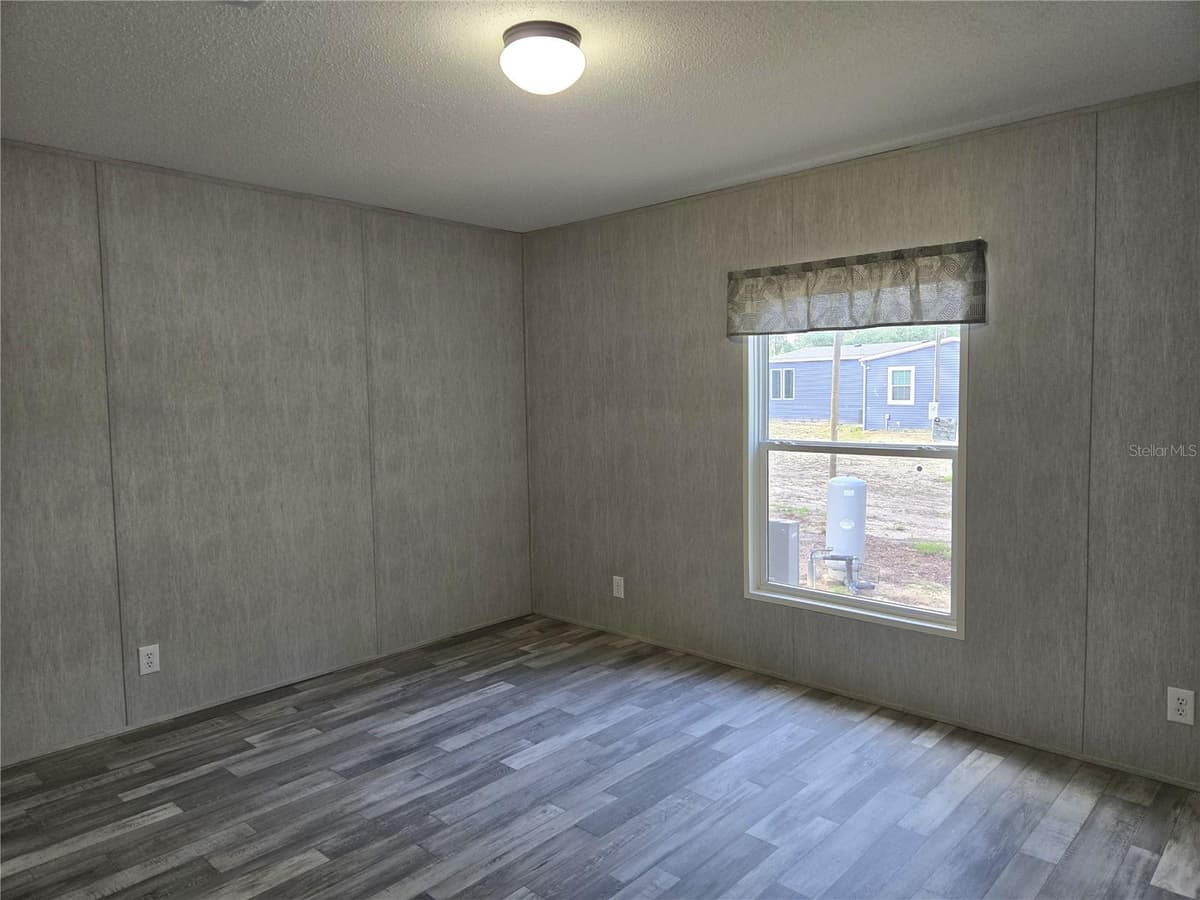 8851 105TH AVENUE — photo 10 of 21