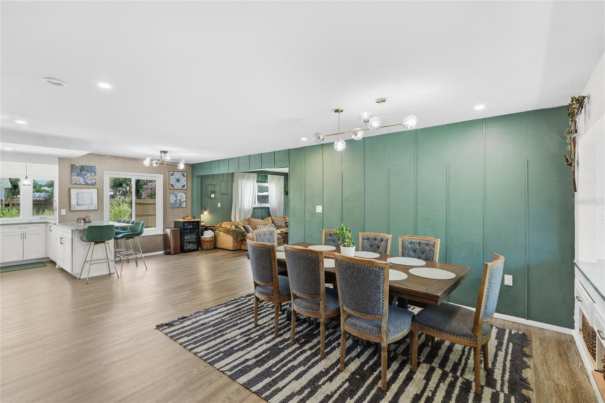 405 BAY POINT AVENUE — photo 11 of 57