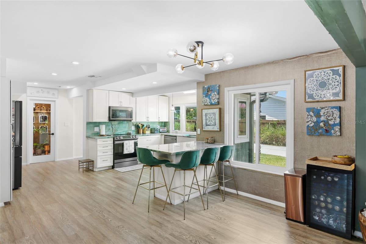 405 BAY POINT AVENUE — photo 8 of 57