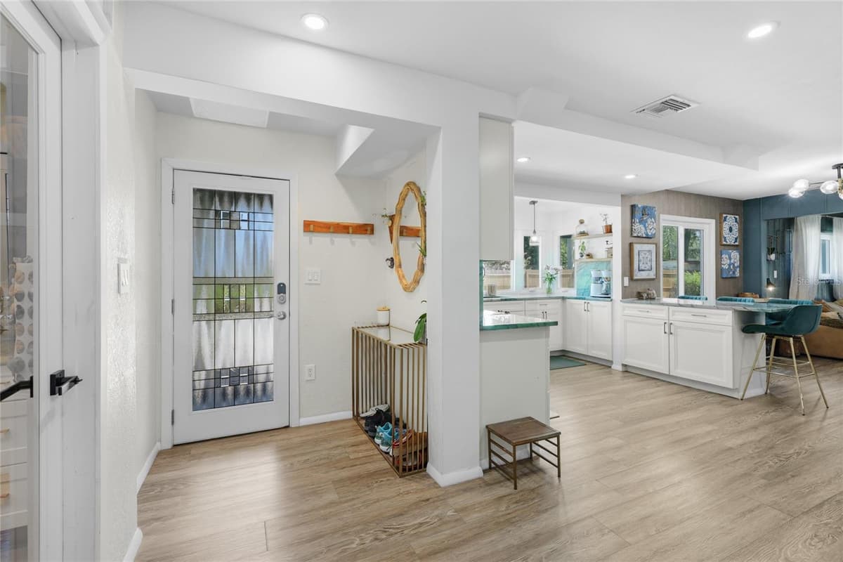 405 BAY POINT AVENUE — photo 5 of 57