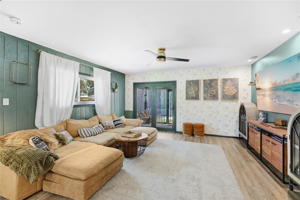 405 BAY POINT AVENUE — photo 13 of 57
