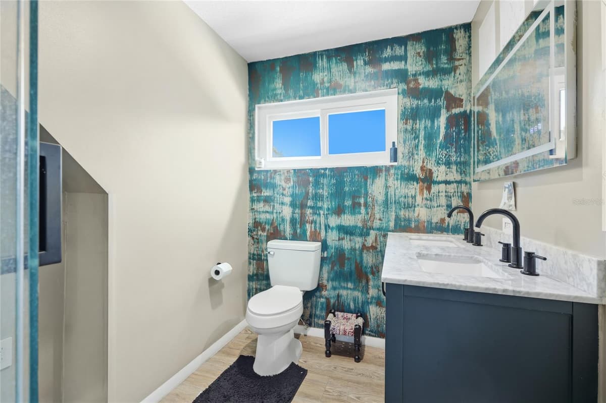 405 BAY POINT AVENUE — photo 24 of 57