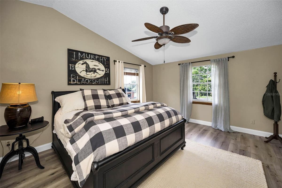 3525 FAIRVIEW STREET — photo 41 of 99