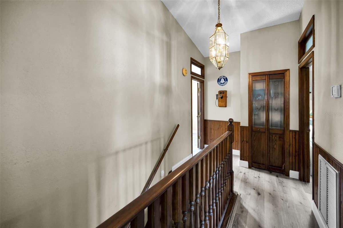 3525 FAIRVIEW STREET — photo 40 of 99
