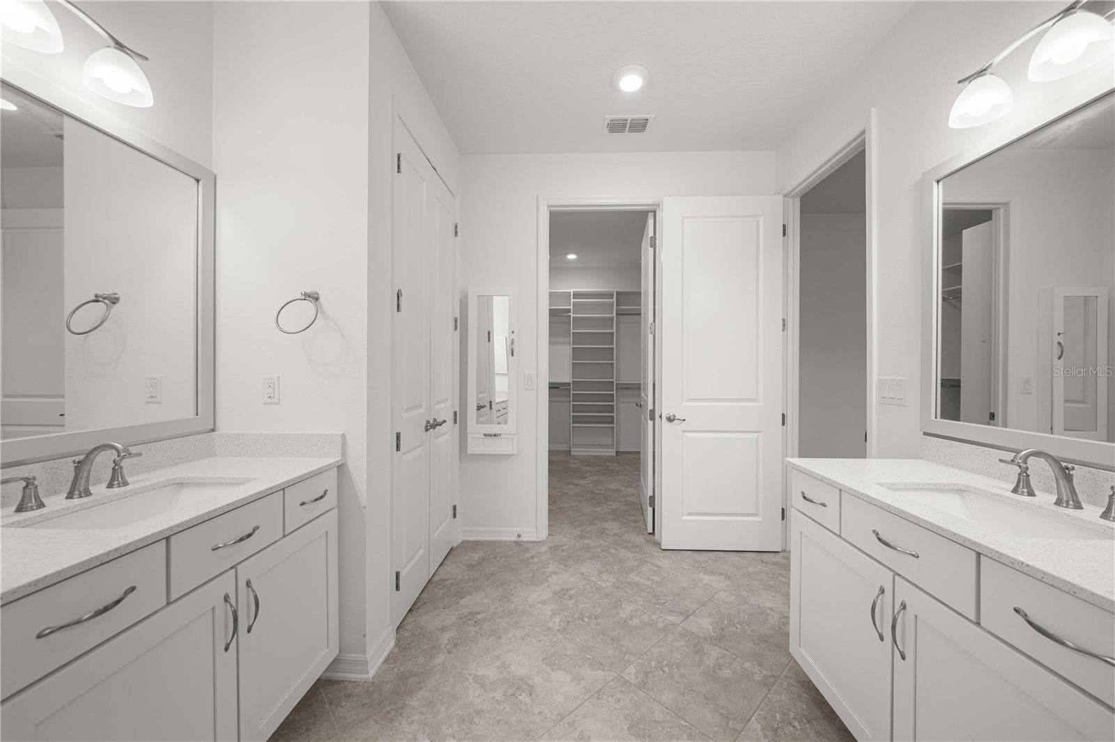 8847 104TH CIRCLE — photo 19 of 35