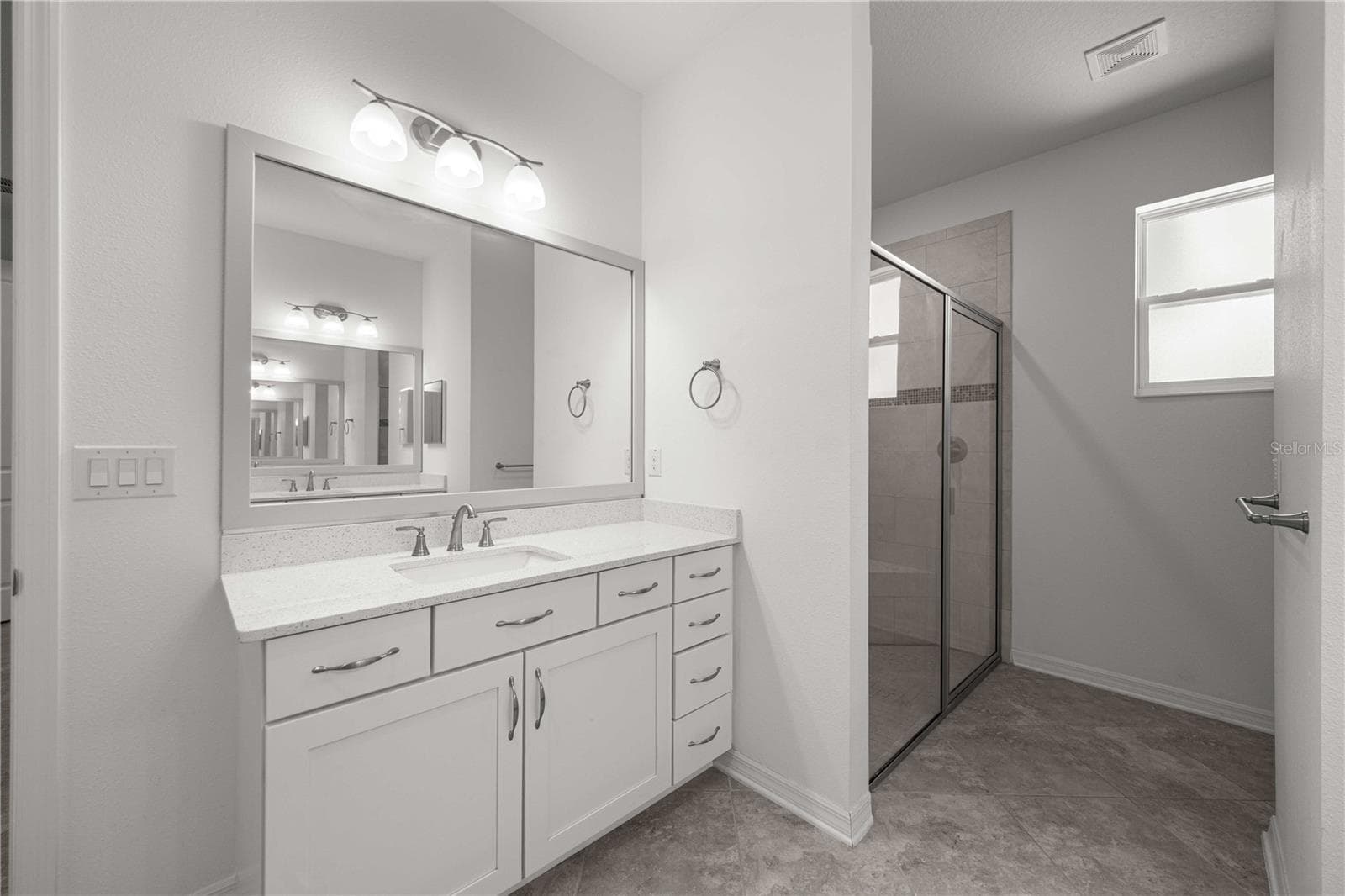 8847 104TH CIRCLE — photo 17 of 35