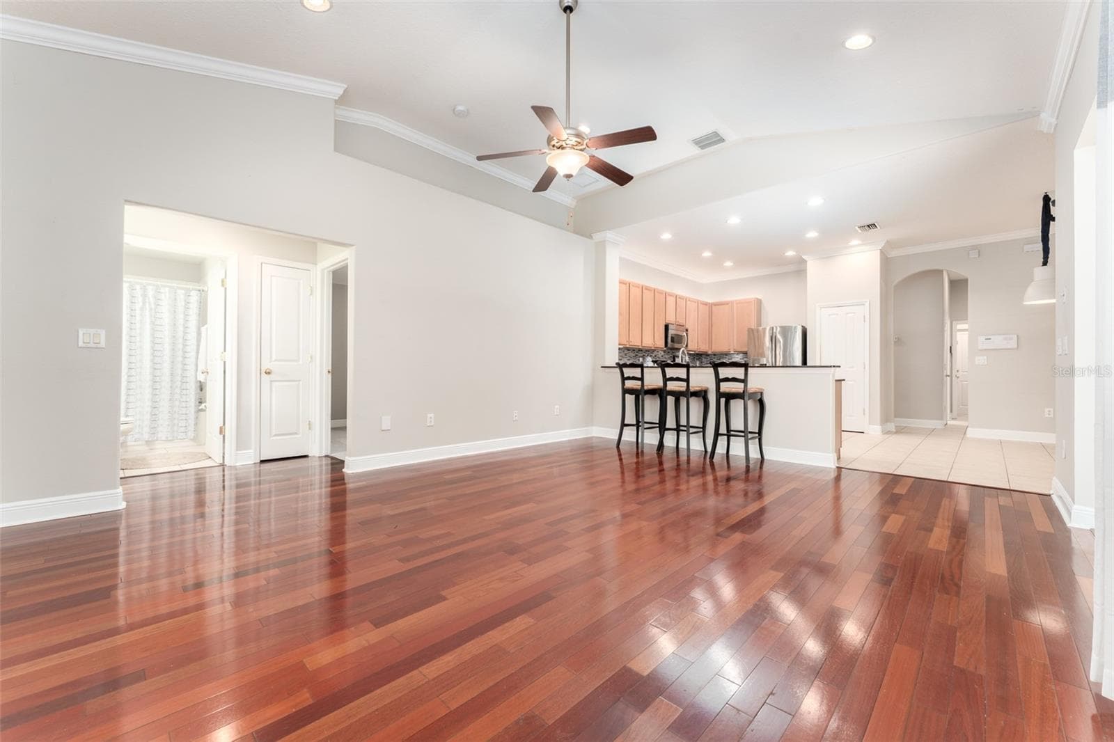 15211 MERLINGLEN PLACE — photo 14 of 34