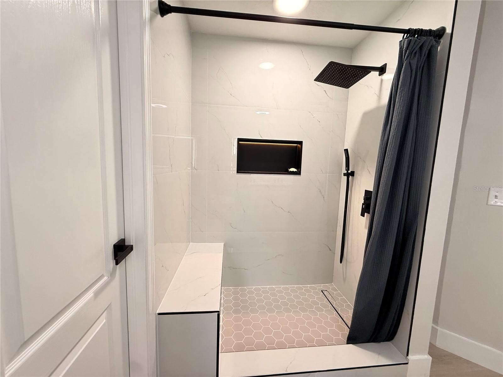 5802 COQUYT DRIVE — photo 33 of 49