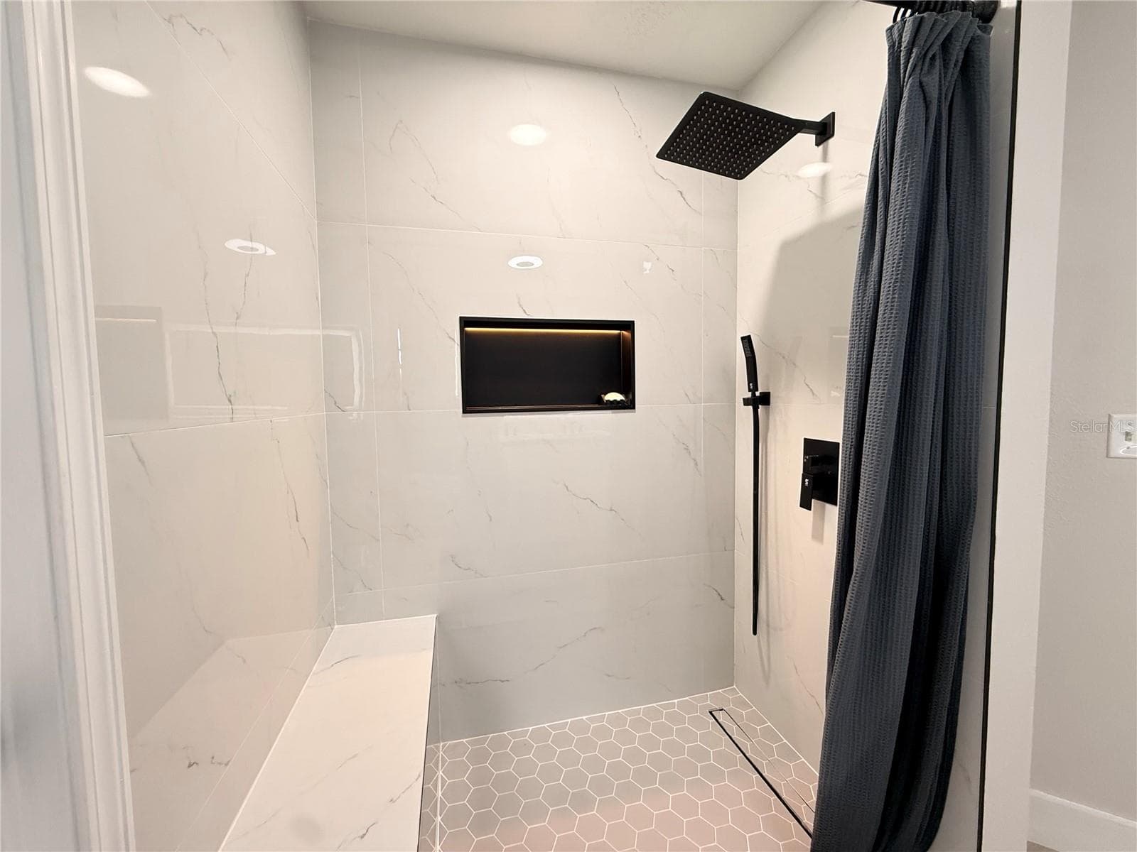 5802 COQUYT DRIVE — photo 34 of 49