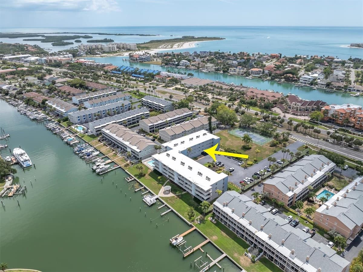 719 PINELLAS BAYWAY — photo 42 of 50