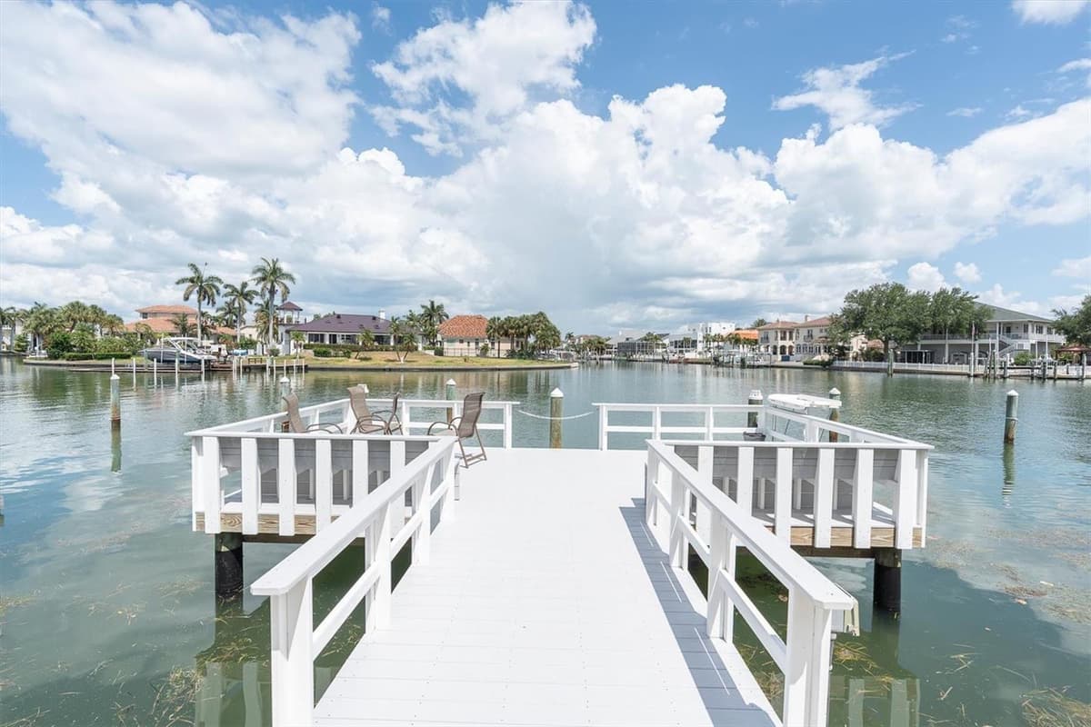719 PINELLAS BAYWAY — photo 26 of 50