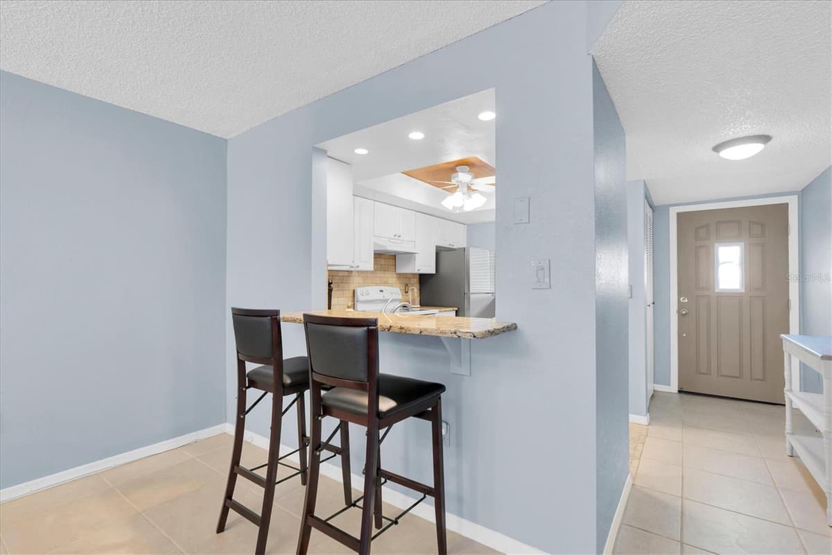 719 PINELLAS BAYWAY — photo 10 of 50