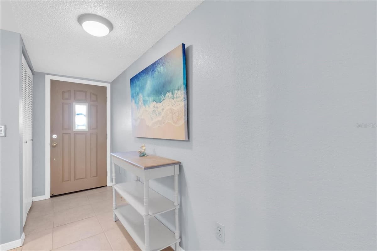719 PINELLAS BAYWAY — photo 12 of 50