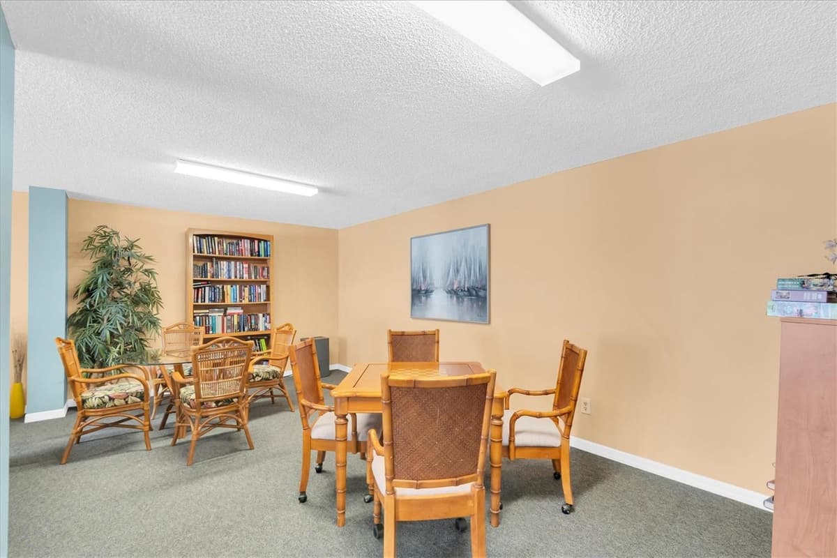 719 PINELLAS BAYWAY — photo 33 of 50