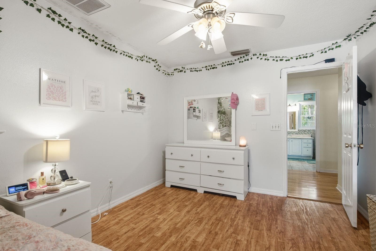 1125 SPANISH OAKS DRIVE — photo 45 of 66
