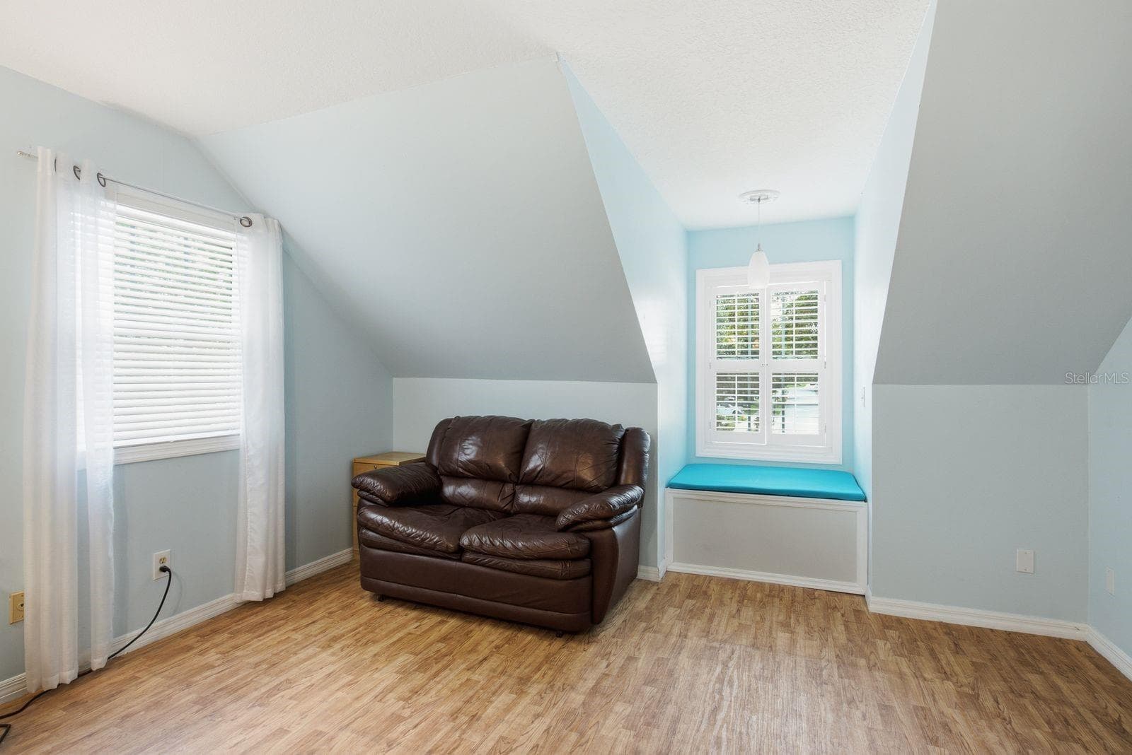 1125 SPANISH OAKS DRIVE — photo 37 of 66