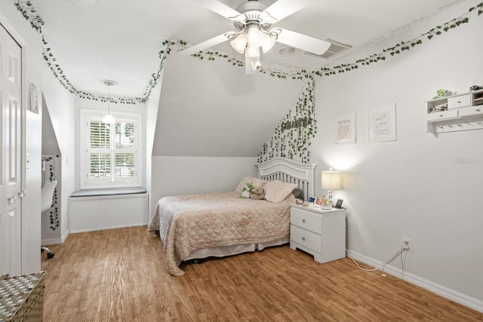 1125 SPANISH OAKS DRIVE — photo 44 of 66