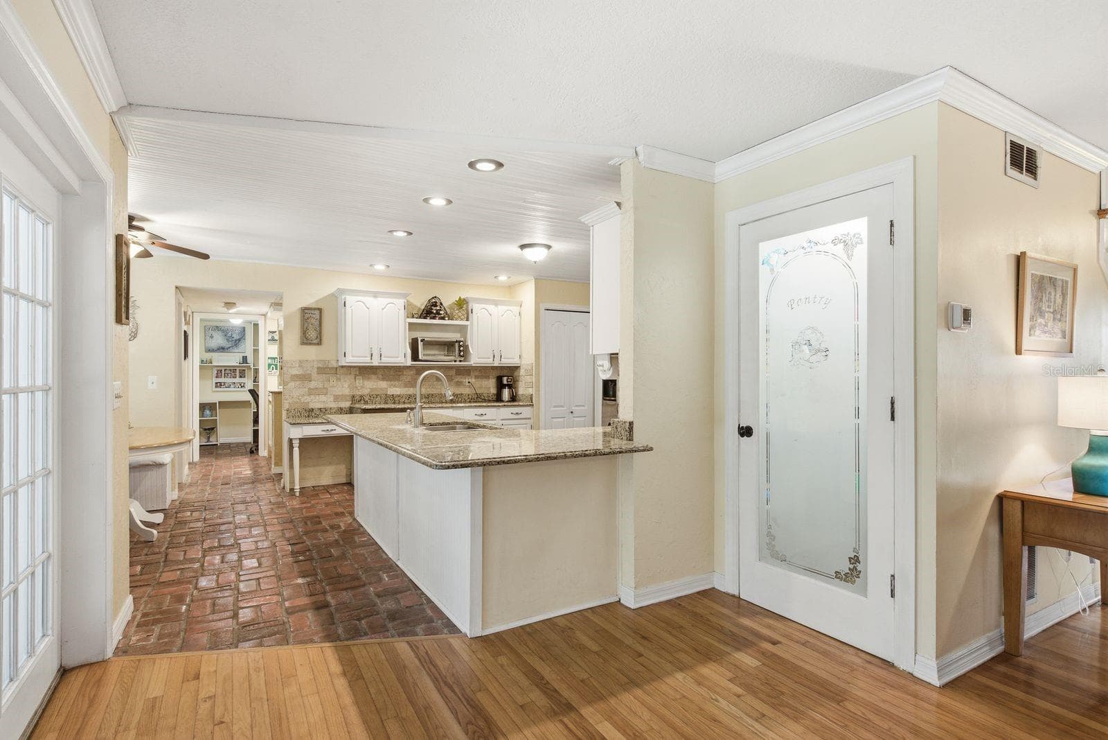 1125 SPANISH OAKS DRIVE — photo 24 of 66