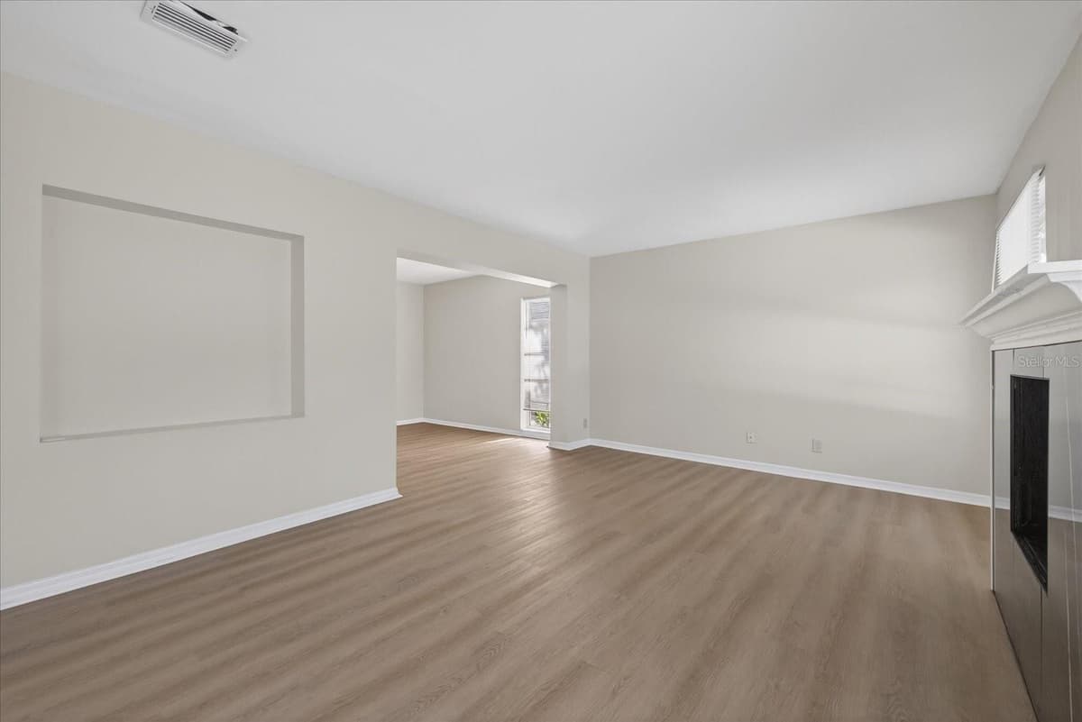 2239 DUNCAN DRIVE — photo 17 of 45