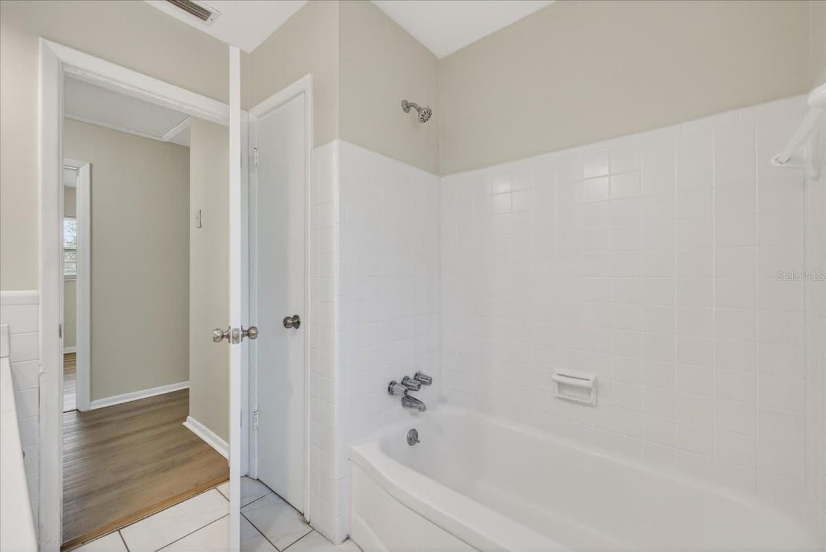 2239 DUNCAN DRIVE — photo 21 of 45