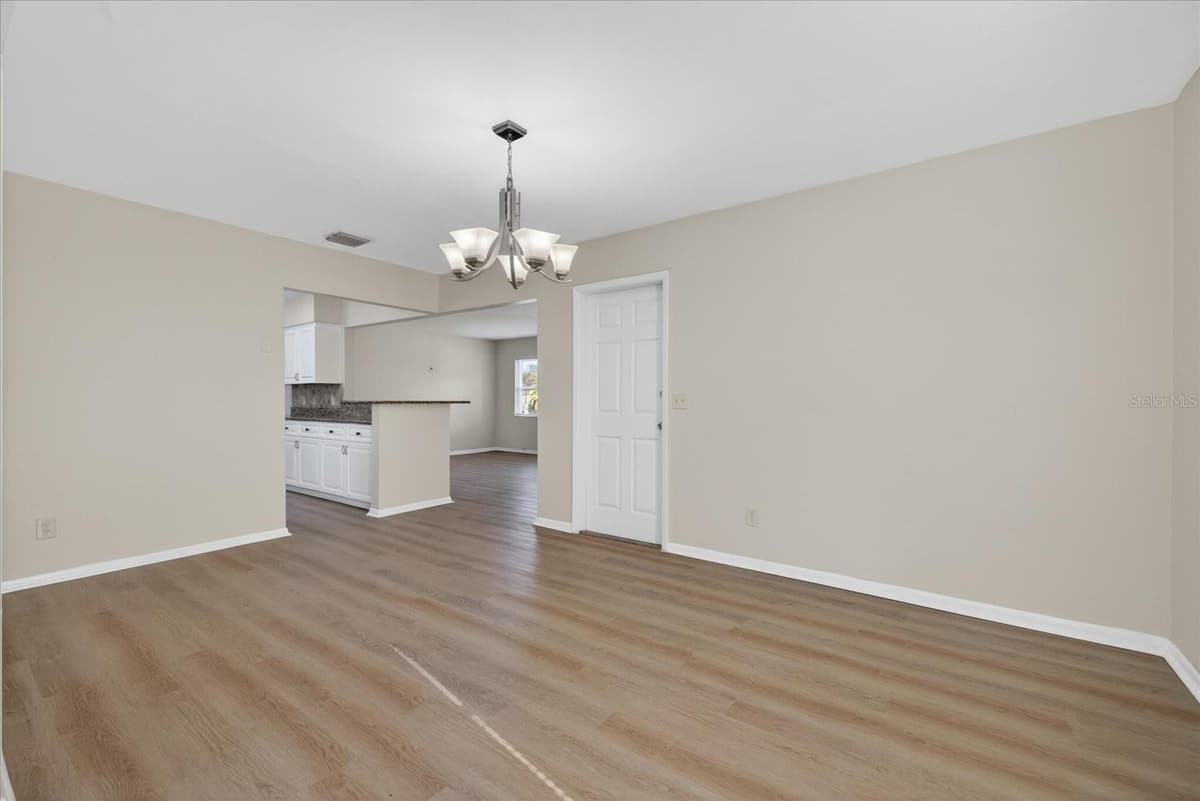 2239 DUNCAN DRIVE — photo 15 of 45