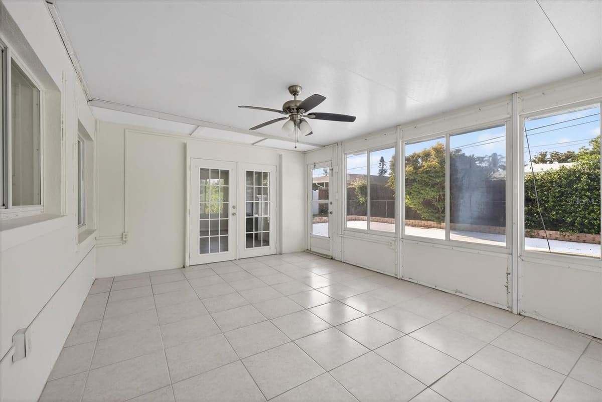 2239 DUNCAN DRIVE — photo 33 of 45