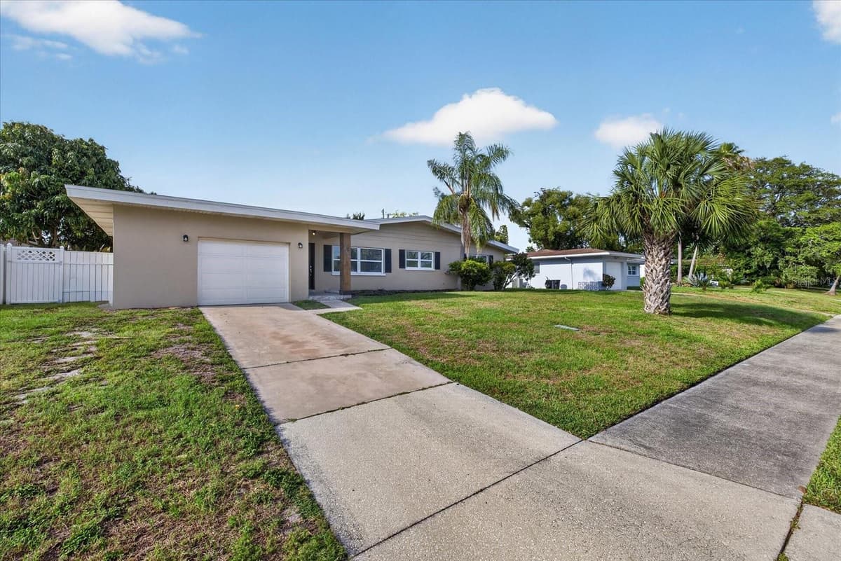 2239 DUNCAN DRIVE — photo 41 of 45