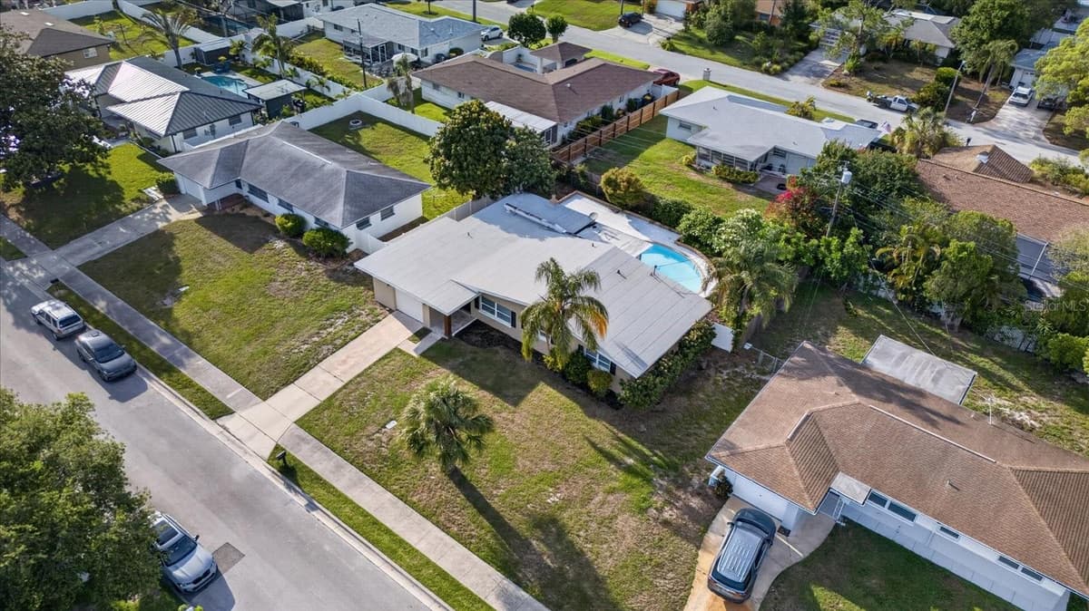 2239 DUNCAN DRIVE — photo 44 of 45