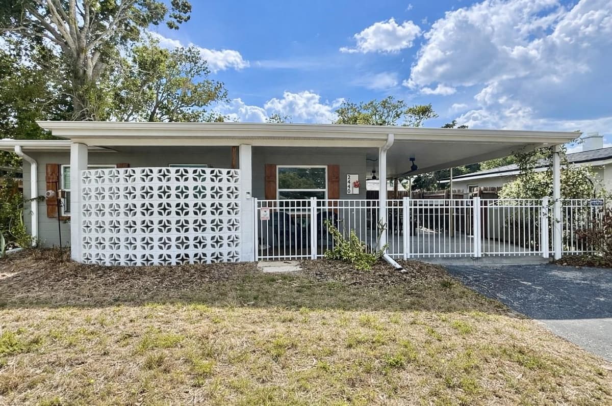 2440 ANASTASIA DRIVE — photo 3 of 28