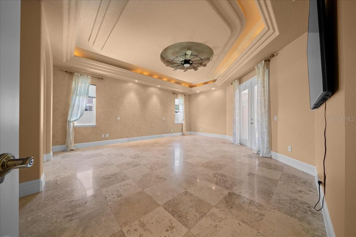 3970 39TH CIRCLE — photo 13 of 54