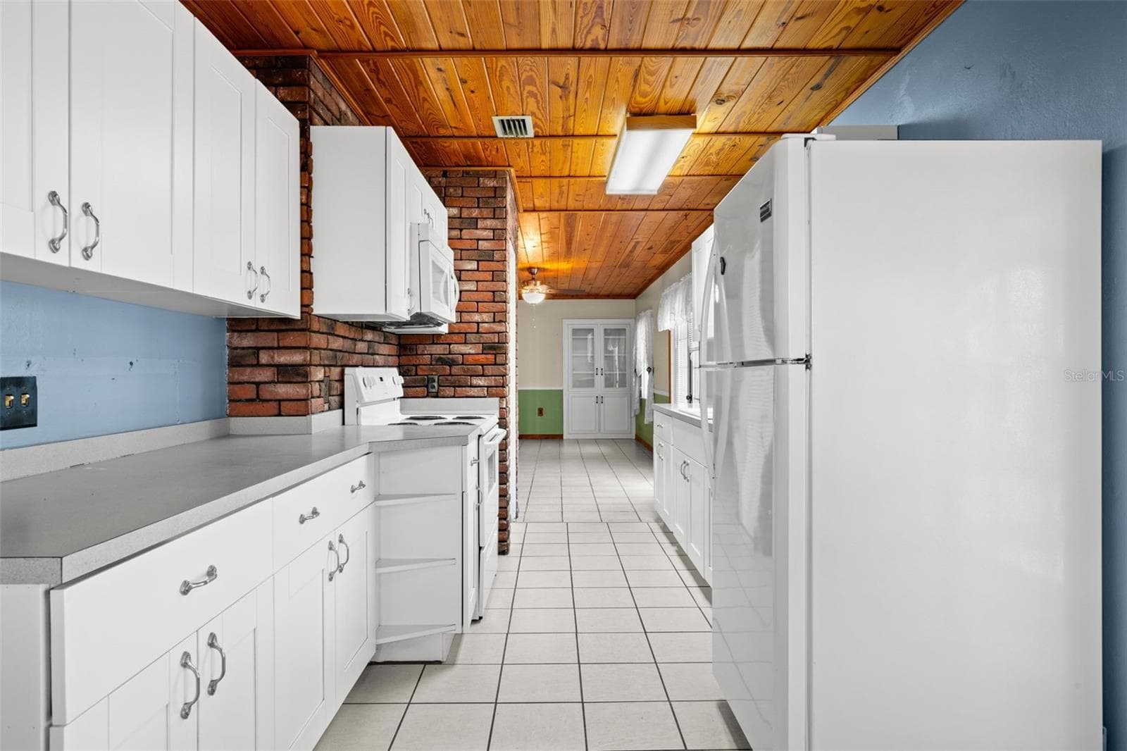 1205 BRANDA VISTA DRIVE — photo 18 of 49