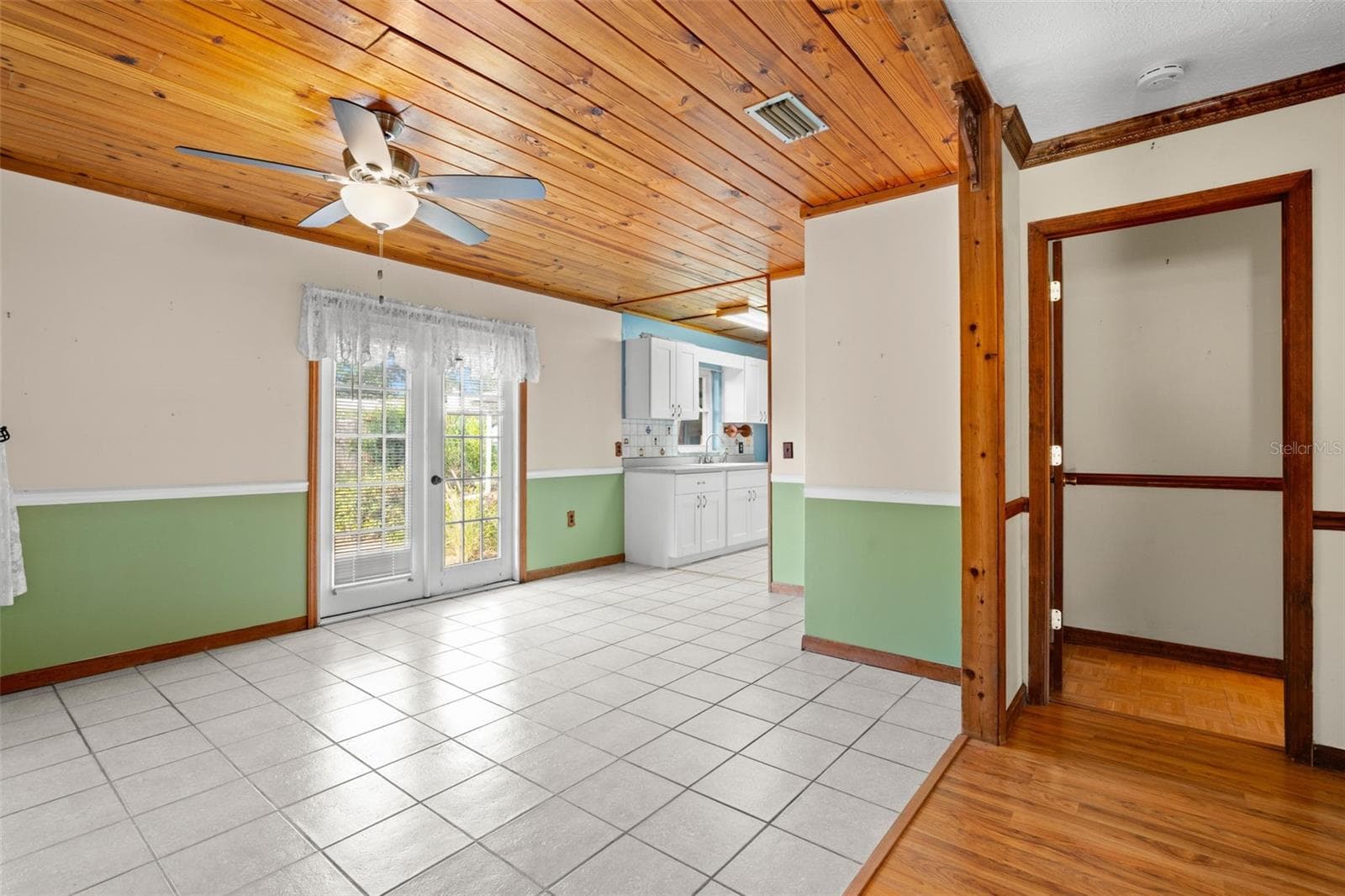 1205 BRANDA VISTA DRIVE — photo 30 of 49