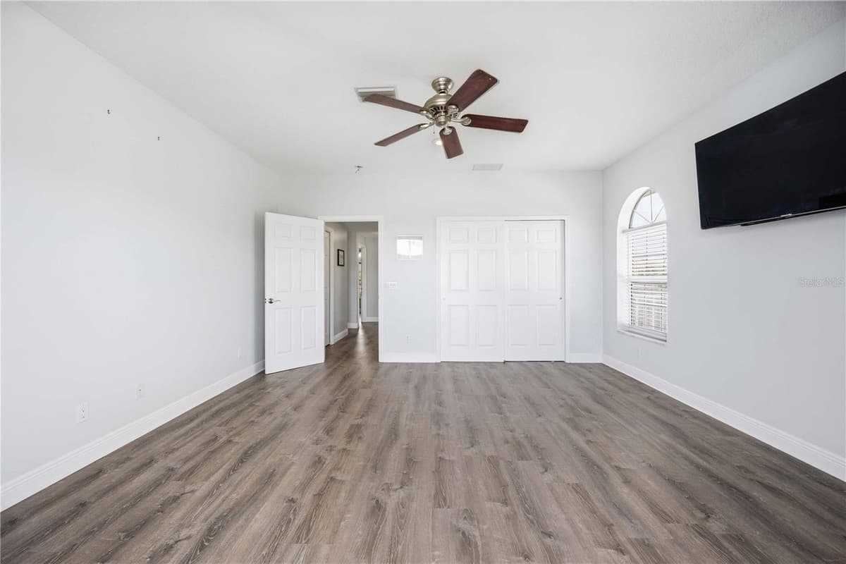 10460 MARION STREET — photo 22 of 72