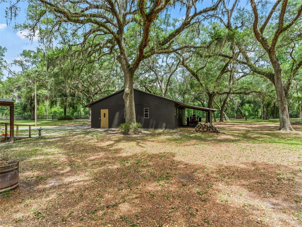 4801 COUNTY ROAD 575 — photo 37 of 49