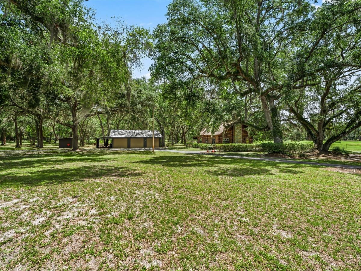 4801 COUNTY ROAD 575 — photo 6 of 49