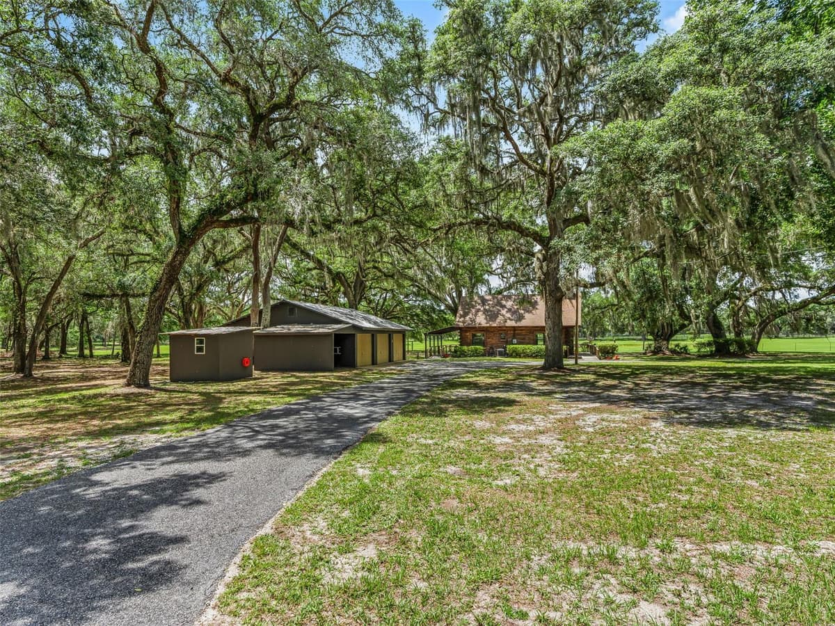 4801 COUNTY ROAD 575 — photo 43 of 49