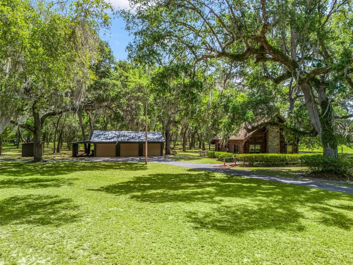 4801 COUNTY ROAD 575 — photo 5 of 49
