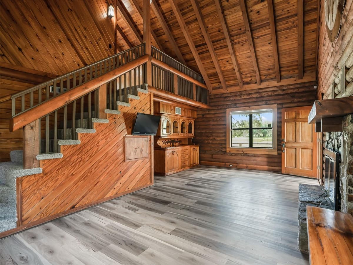 4801 COUNTY ROAD 575 — photo 14 of 49