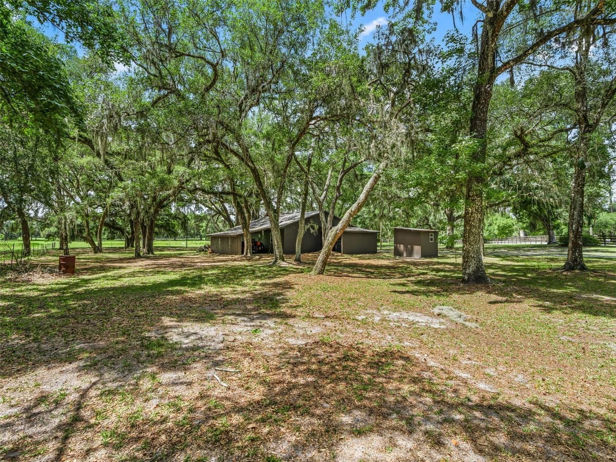 4801 COUNTY ROAD 575 — photo 41 of 49
