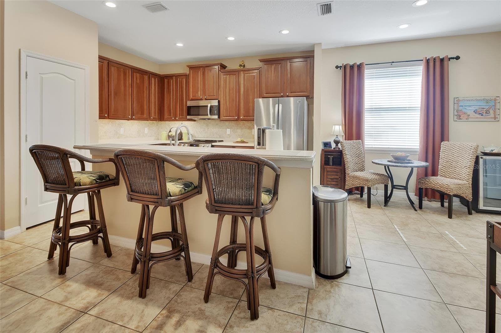 411 GARDEN STREET — photo 12 of 42