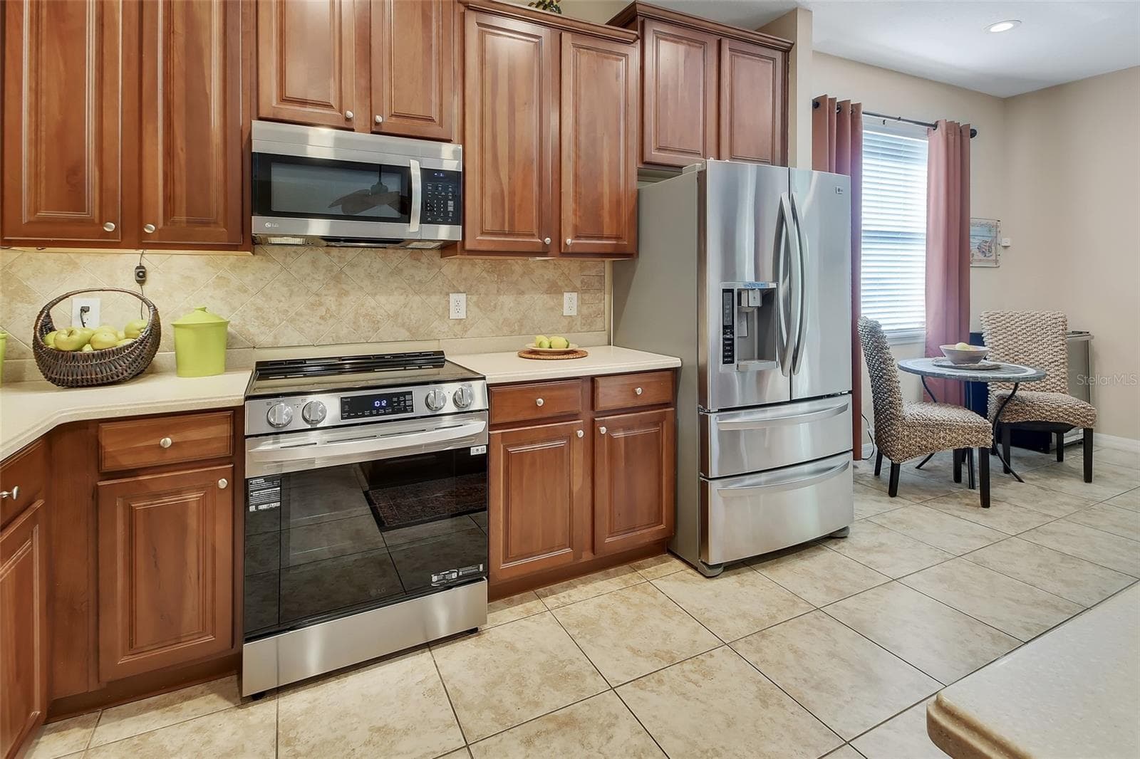411 GARDEN STREET — photo 14 of 42