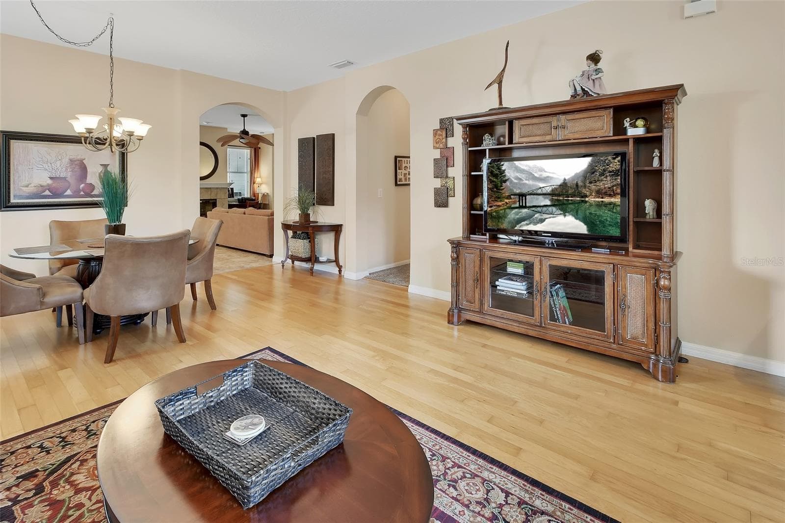 411 GARDEN STREET — photo 3 of 42