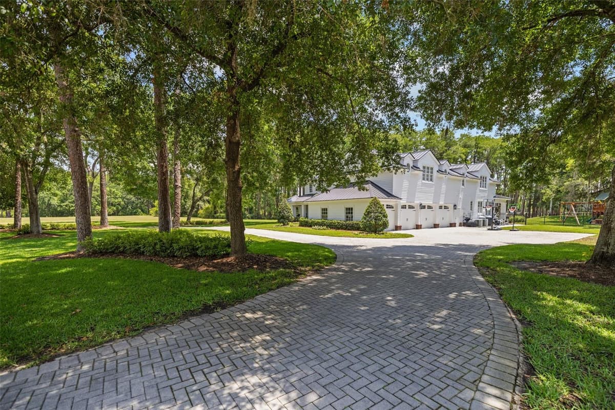 18562 COUNCIL CREST DRIVE — photo 7 of 83