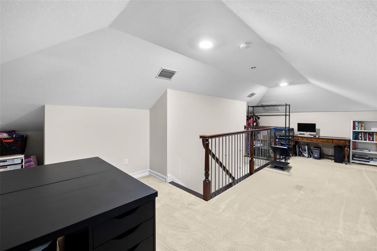 18562 COUNCIL CREST DRIVE — photo 42 of 83