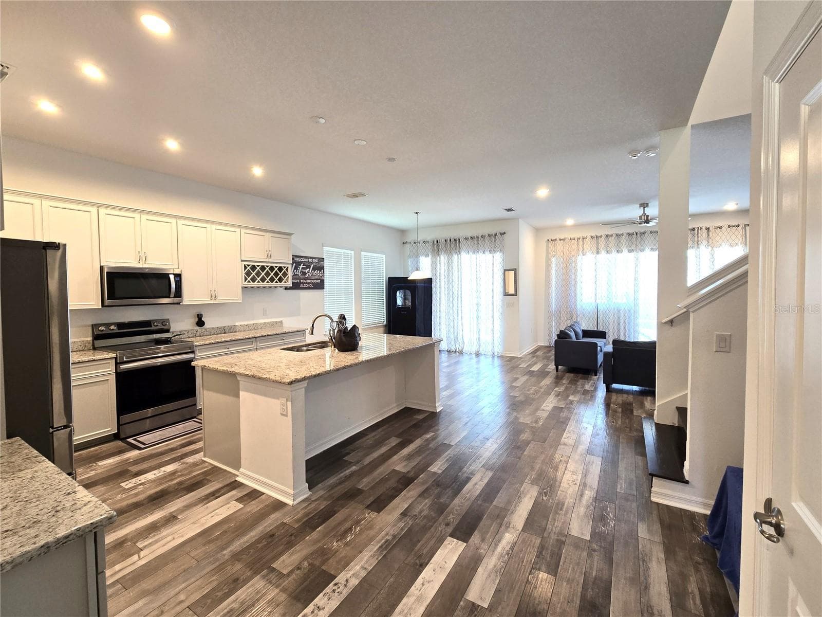 863 BAYSHORE DRIVE — photo 6 of 25