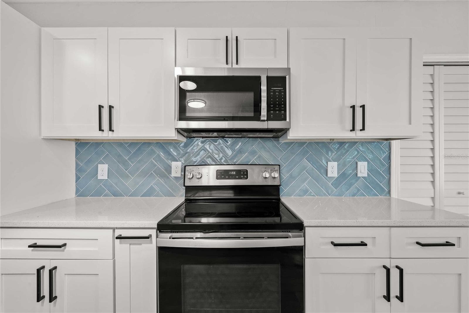 34010 ESTATES LANE — photo 13 of 33