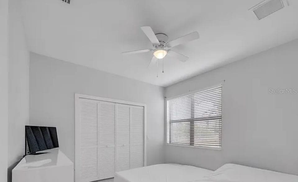 2021 HINES AVENUE — photo 37 of 39