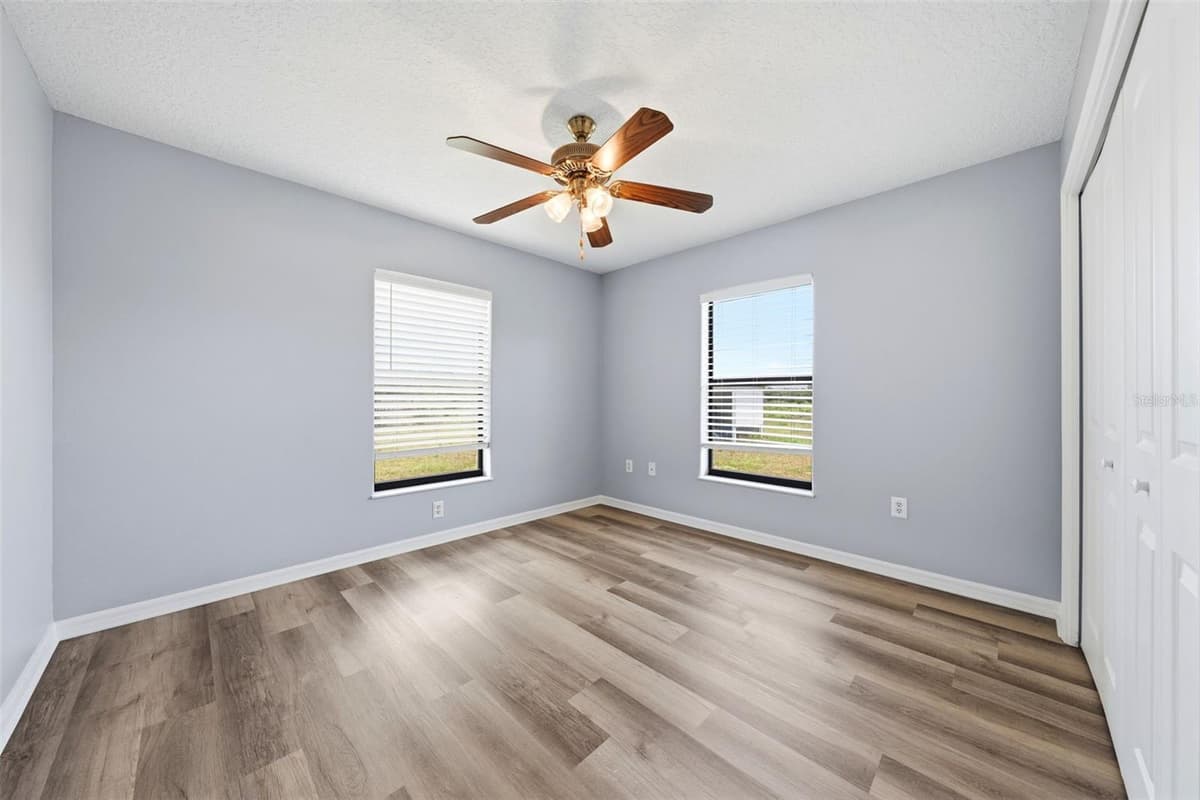 14433 LAKE YALE ROAD — photo 18 of 38