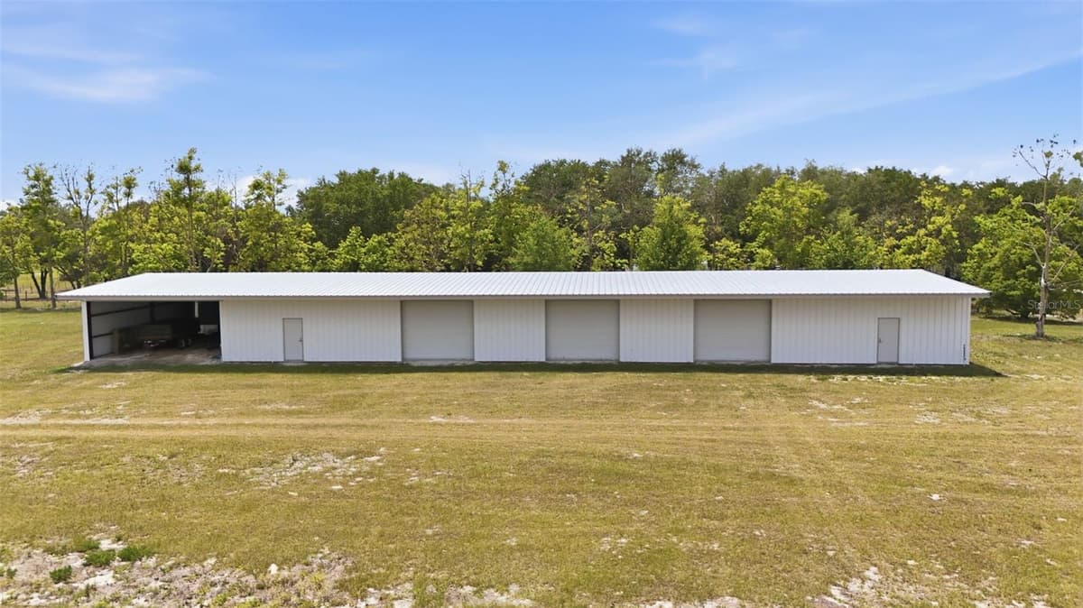 14433 LAKE YALE ROAD — photo 34 of 38