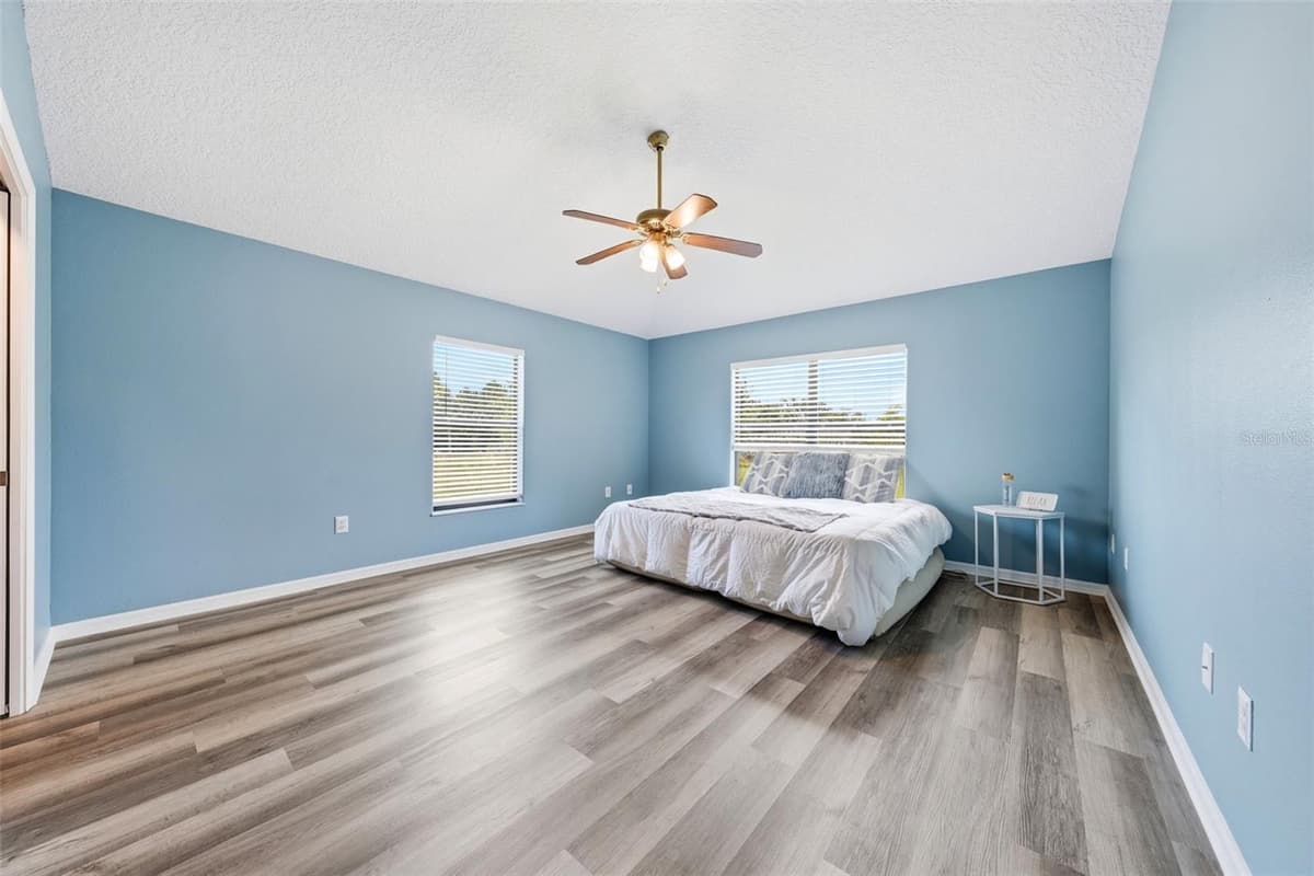 14433 LAKE YALE ROAD — photo 12 of 38